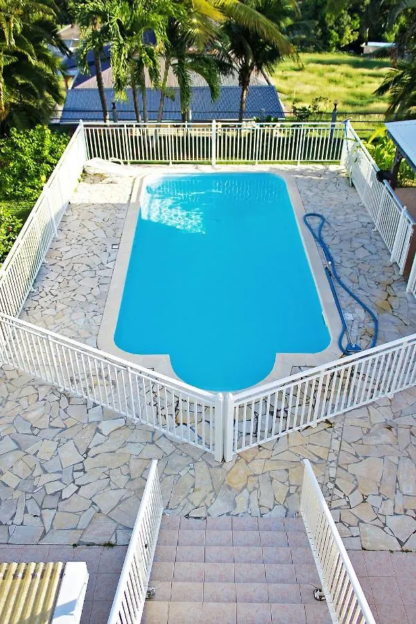 Apartment Studio Charmant A Sainte Anne Avec Piscine Partagee 24 M² Guadeloupe